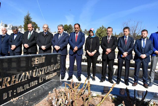 Destici'den Yazıcıoğlu ile birlikte hayatını kaybedenlerin mezarlarına ziyaret