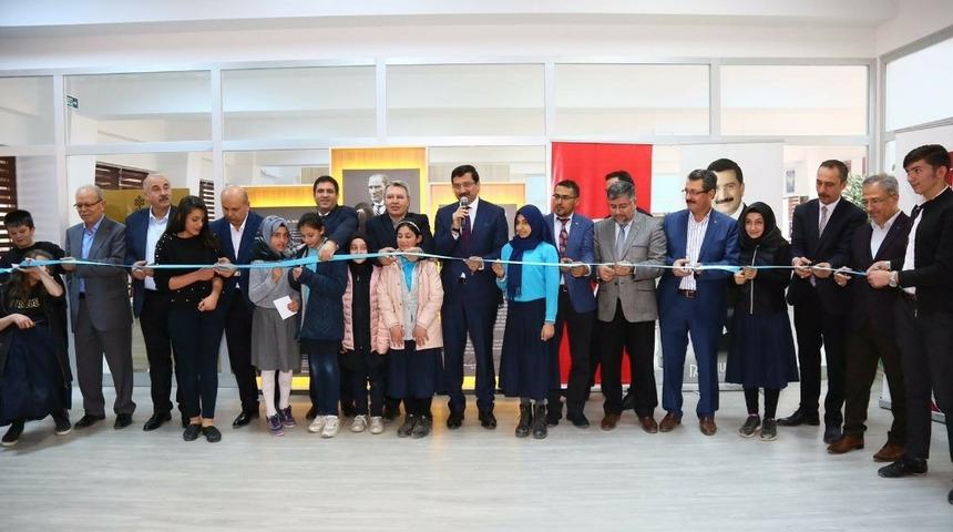 Başkan Ak iki açılışı birden yaptı