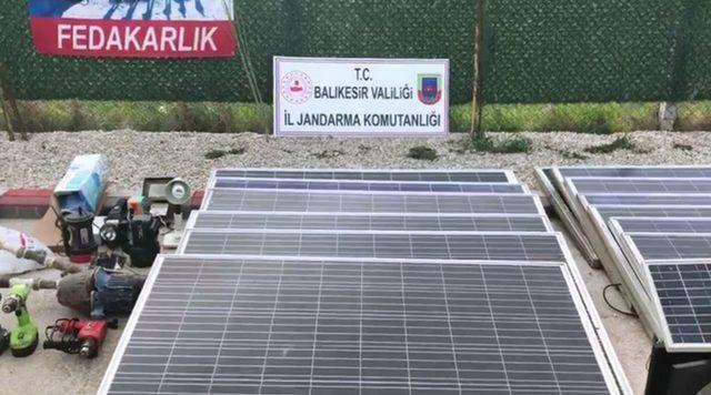 Jandarma hırsızlara göz açtırmıyor