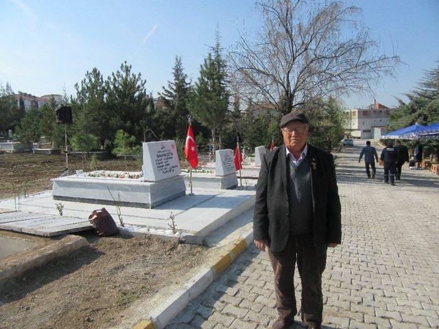 Şehir cenazesi 22 yıl sonra silah arkadaşlarının yanına defnedildi