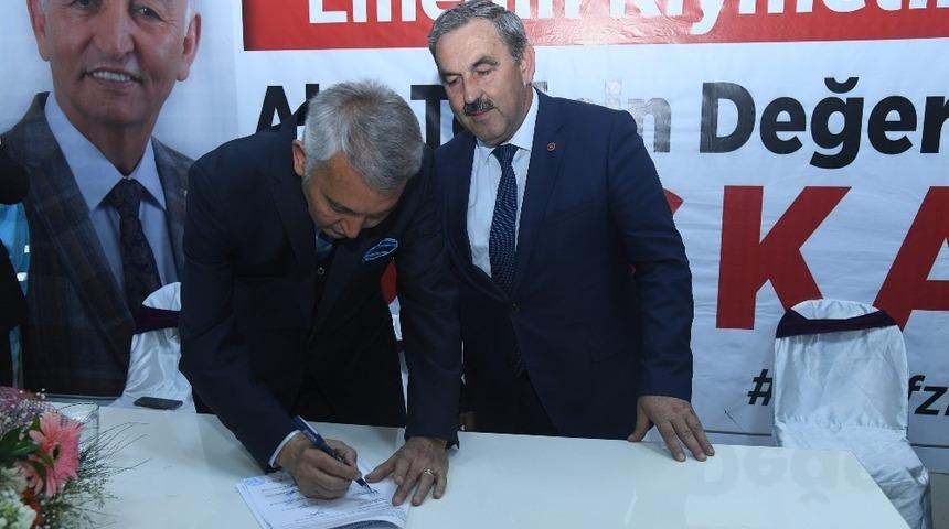 Isparta Belediyesi iş&ccedil;ilerine y&uuml;zde 10&rsquo;luk maaş zammı m&uuml;jdesi