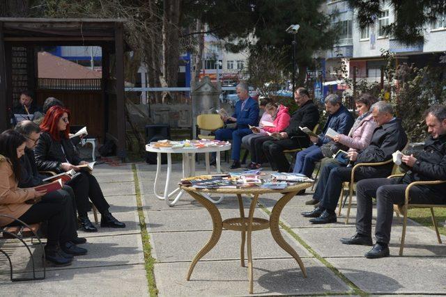 Sinop’ta kitap okuma etkinliği