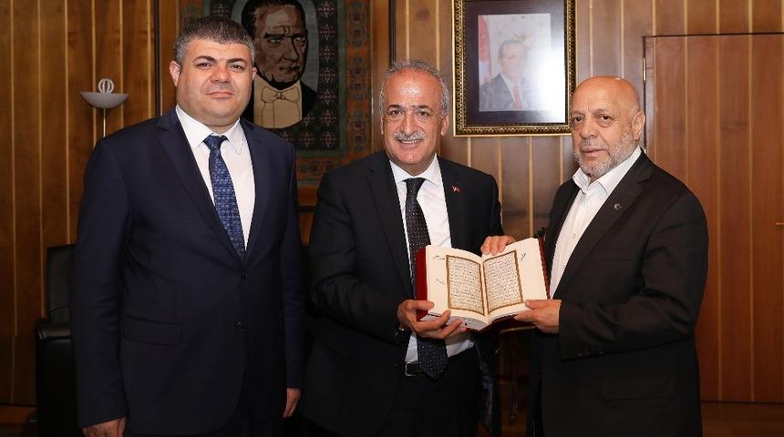 Rekt&ouml;r &Ccedil;omaklı: &ldquo;Katılımlı y&ouml;netim anlayışını benimsedik&rdquo;