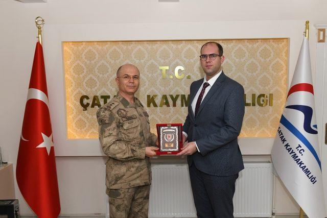 Tümgeneral İlbaş’tan Kaymakam Türkmen’e ziyaret