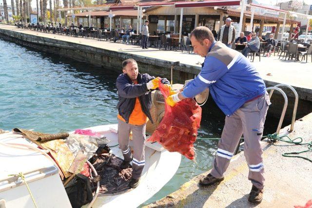 Yalıkavak’ta deniz dibi temizliği yapıldı