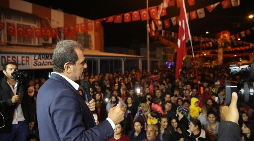 Se&ccedil;er: "Taş binaya gidiyoruz"