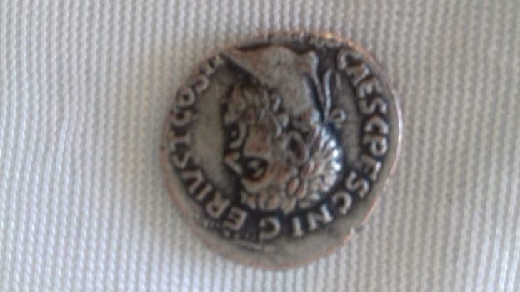 Kayseri’de 102 sikke ele geçirildi G3