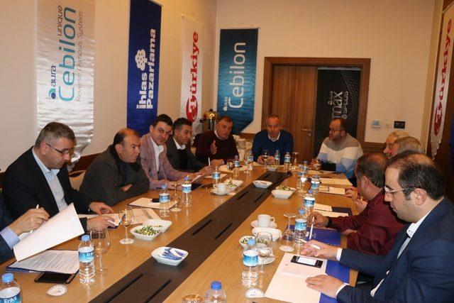 İhlas Pazarlama ve Türkiye Gazetesi Kayseri Bölge Müdürlüğü Bayiler Anadolu Zirvesine ev sahipliği yaptı