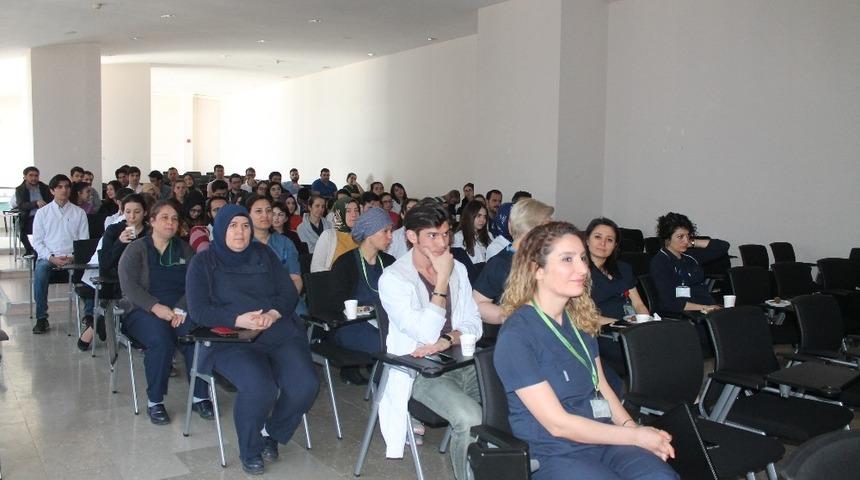 Klinik Beslenme başlıklı panel ger&ccedil;ekleştirildi