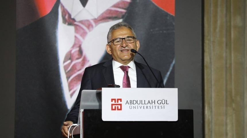 Başkan Memduh B&uuml;y&uuml;kkılı&ccedil;: &ldquo;AG&Uuml;, &ouml;rnek &ccedil;alışmalar sergiliyor&rdquo;