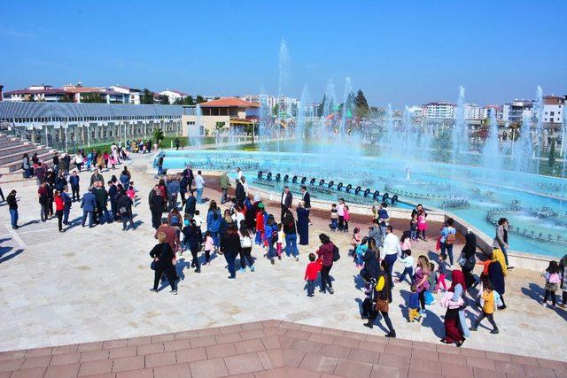 Torbalı’nın Millet Bahçesi doldu taştı