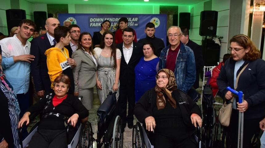 Farkındalık etkinliğinde 26 kişiye tekerli sandalye hediye edildi