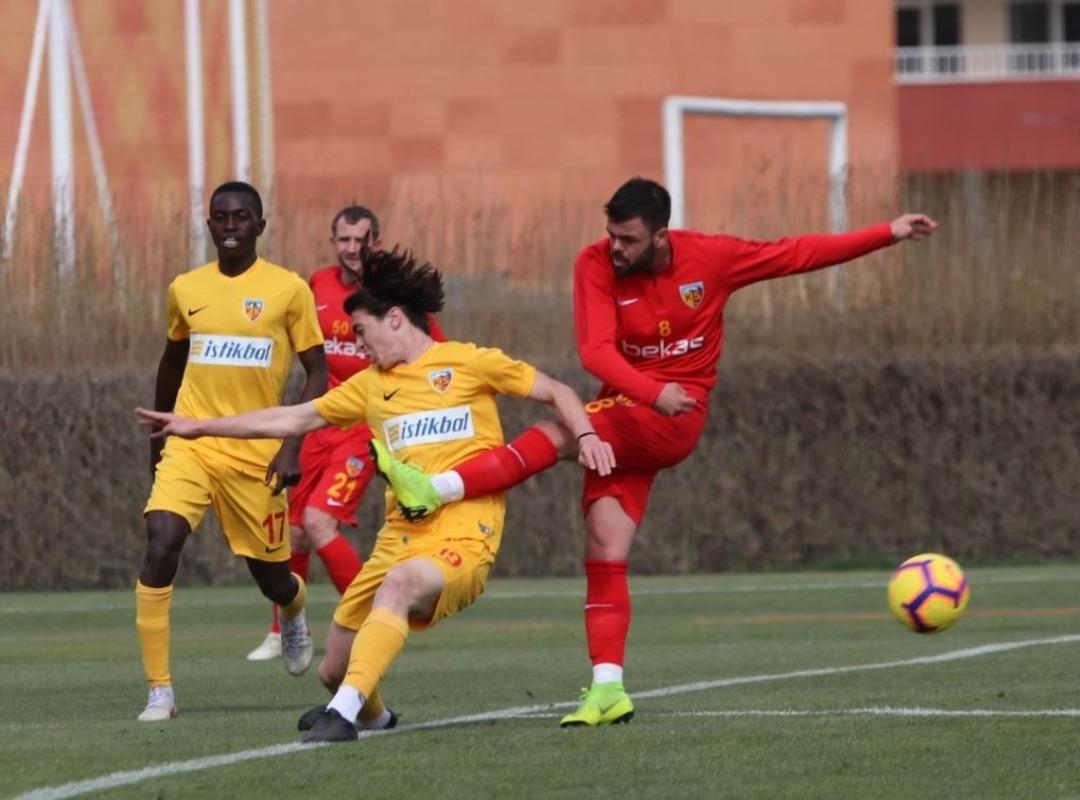 İM. Kayserispor, U21 Takımı ile yaptığı hazırlık ma&ccedil;ını 5-2 kazandı