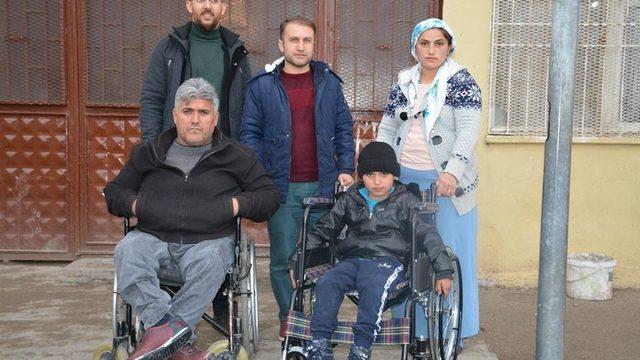 Engelli derneğinden tekerlekli sandalye yardımı