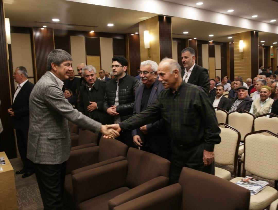 Başkan T&uuml;rel, otob&uuml;s ve taksicilerle buluştu