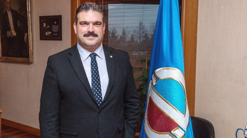 Anadolu &Uuml;niversitesi Rekt&ouml;r&uuml; &Ccedil;omaklı&rsquo;nın D&uuml;nya Tiyatro G&uuml;n&uuml; mesajı