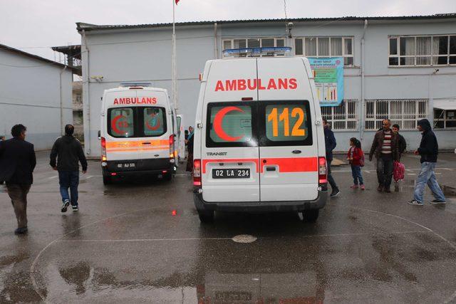 Adıyaman'da 50 öğrenci zehirlenme belirtisi ile hastaneye götürüldü