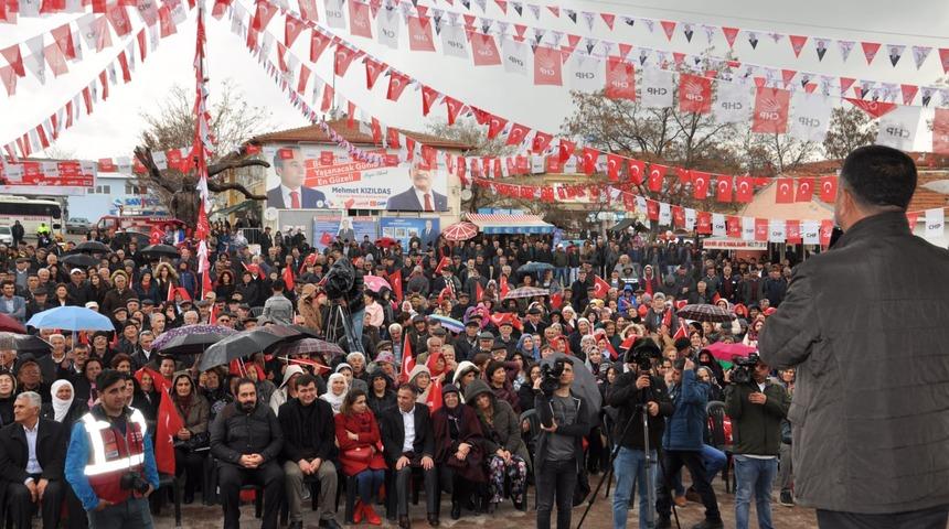 CHP'li &Ouml;zkan: Kara g&uuml;n &ccedil;abuk ge&ccedil;er, martın sonu bahar