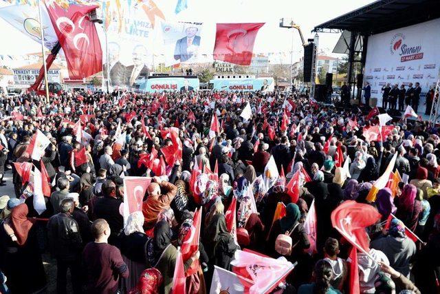 Bakan Soylu: Onlara güzel bir seçim hediyesi verdik (2)