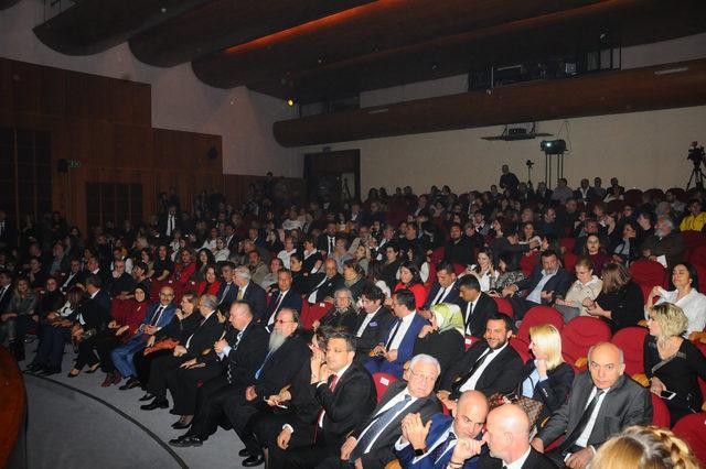21'inci Devlet Tiyatroları-Sabancı Uluslararası Adana Tiyatro Festivali perdelerini açtı