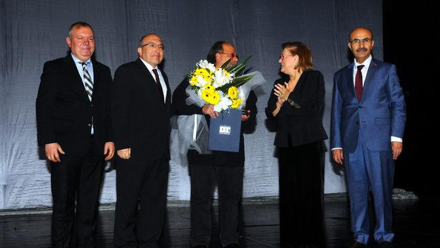 21'inci Devlet Tiyatroları-Sabancı Uluslararası Adana Tiyatro Festivali perdelerini açtı