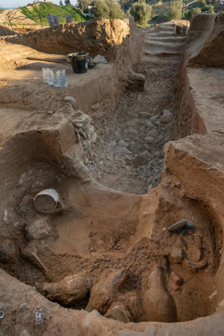 Taşın içi kazıldı, hepsi ortaya çıktı! Müthiş keşif G4