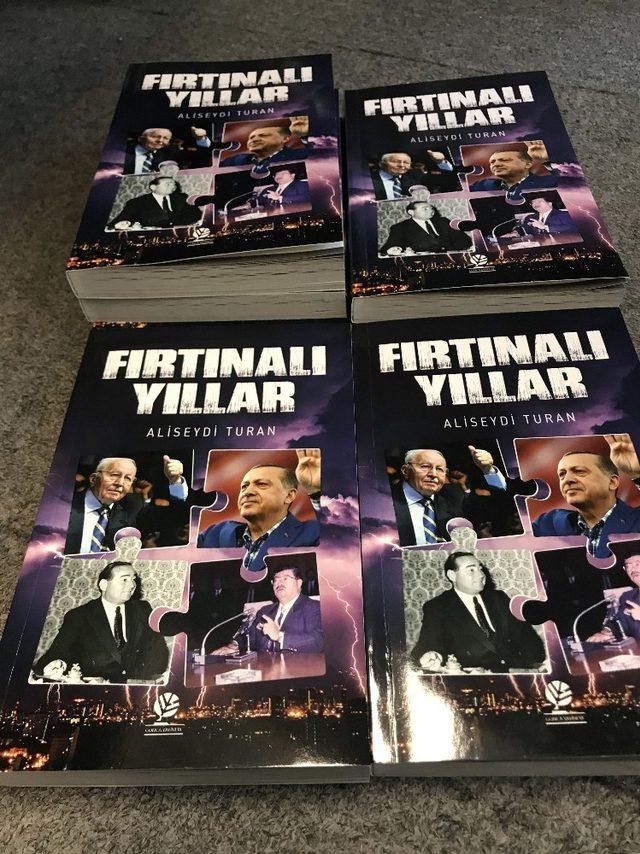 “Fırtınalı Yıllar” kitabı çıktı