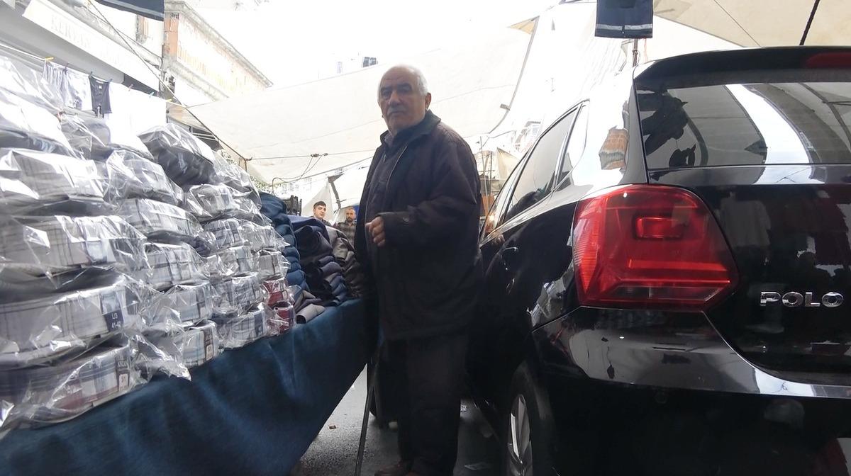 İstanbul'da şaşırtan manzara! Pazar ortasında otomobil