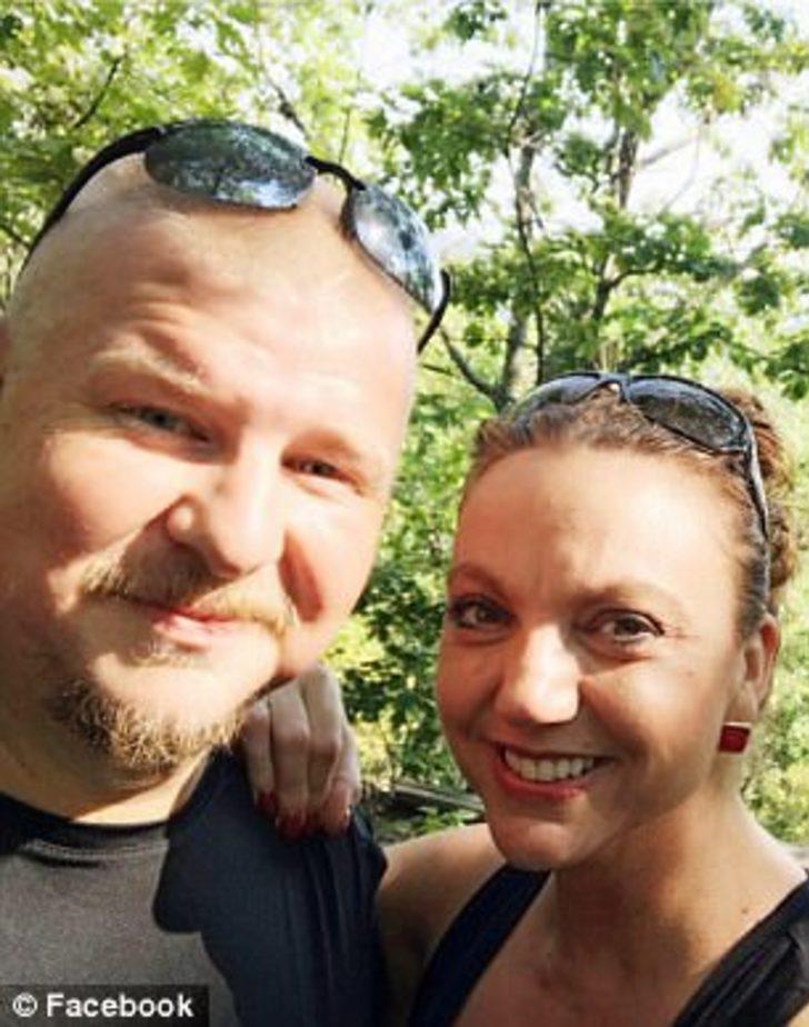 Sınıfta rezalet! Öğrencisiyle o halde görünce... G2