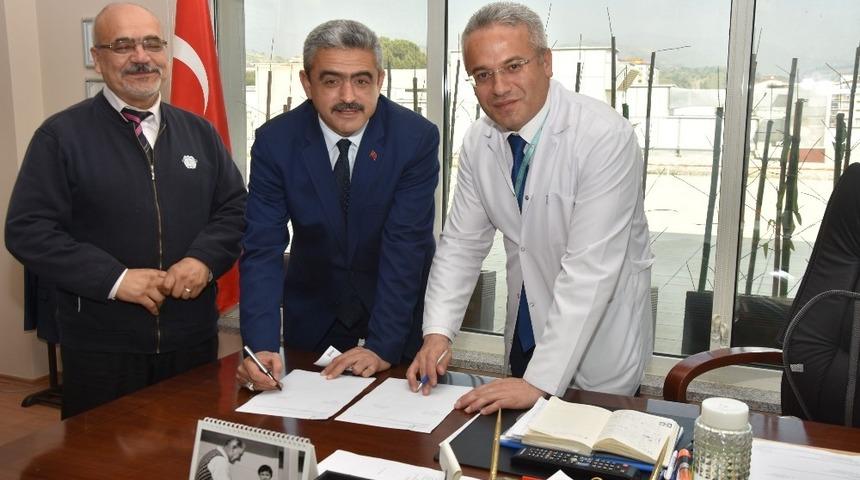 Başkan Alıcık, &ldquo;Hastalarımız ehline emanet&rdquo;