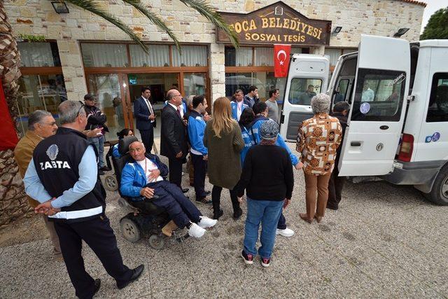 Foça Belediyesinden seçimde özel hizmet