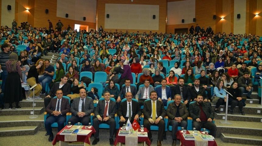 İŞ-KUR, kariyer günleri konferansı düzenledi