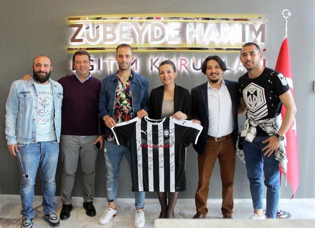 Altay’ın yıldızları öğrencilerle buluştu