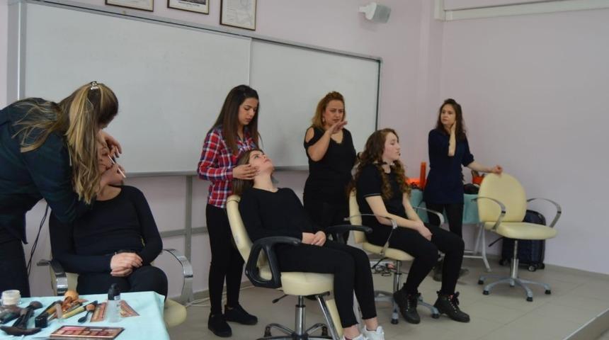 Biga&rsquo;da &lsquo;Ustalar &Ccedil;ıraklarla Buluşuyor&rsquo; projesi