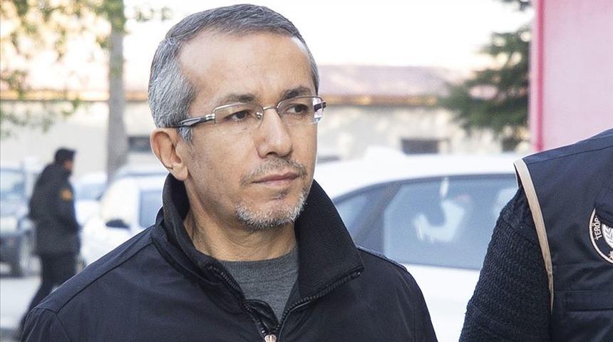 Eski savcı Ferhat Sarıkaya'ya FETÖ üyeliğinden hapis