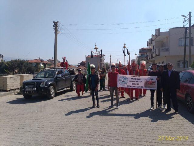 Sarıgöl İmam-Hatip Anadolu Lisesi mehter takımı kurdu