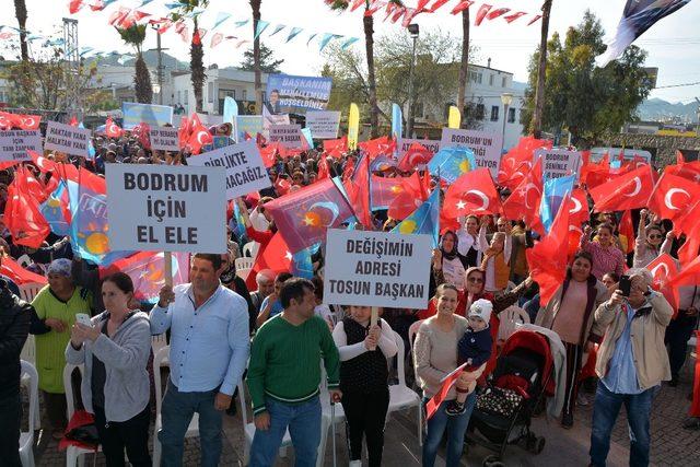 Mehmet Tosun’un mitingi yoğun ilgi gördü