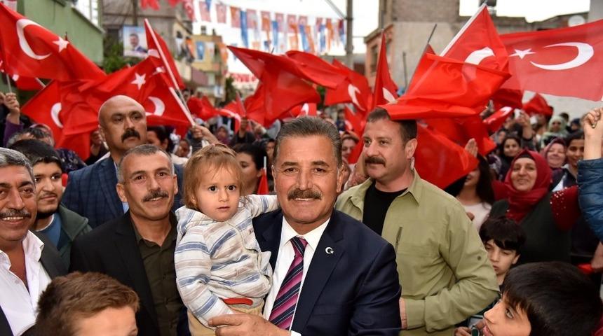 Tuna: "Bu coşku 31 Mart&rsquo;ta zaferin m&uuml;jdecisidir&rdquo;