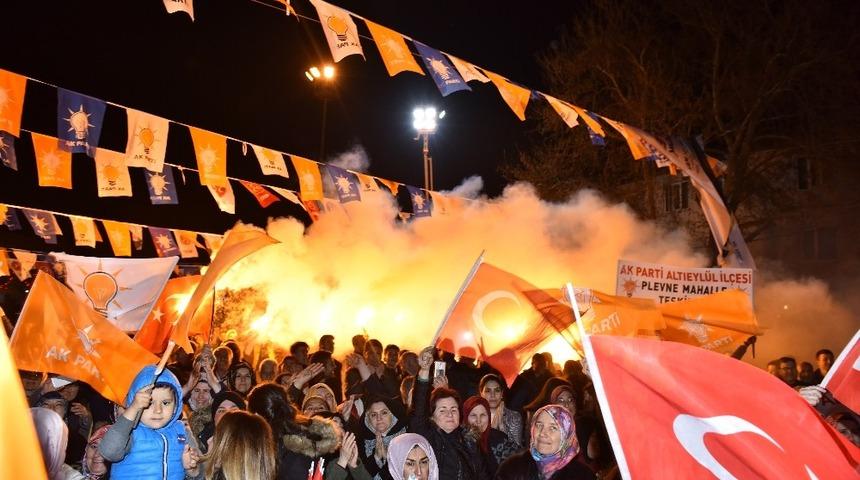 Pamuk&ccedil;u &lsquo;Cumhur&rsquo; dedi