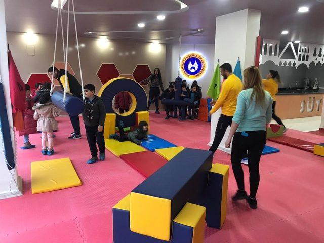 Mardin’de çocuklar için spor ve eğlence merkezi açıldı
