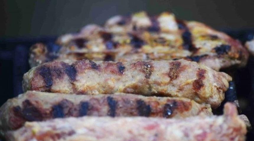 Tam da tabak silip süpürmelik!  Evde yapabileceğiniz 5 kebap tarifi