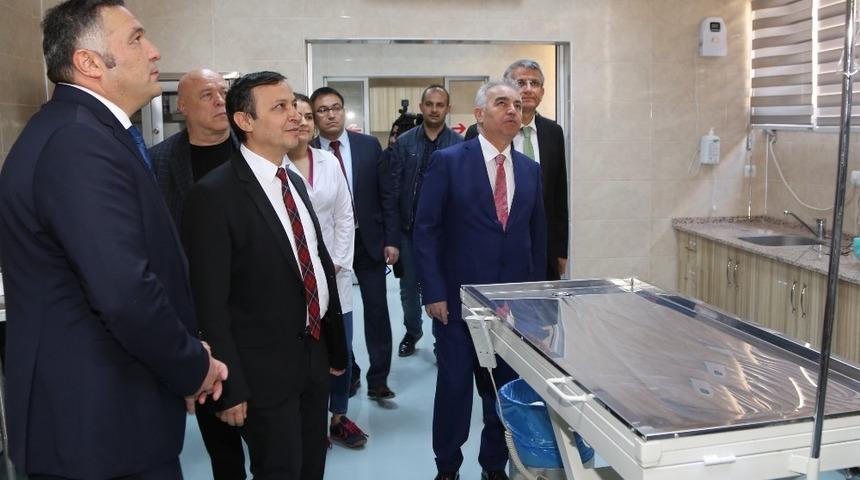 ERÜ’de “1. Uluslararası Hayvan Hastaneleri Kongresi” Başladı