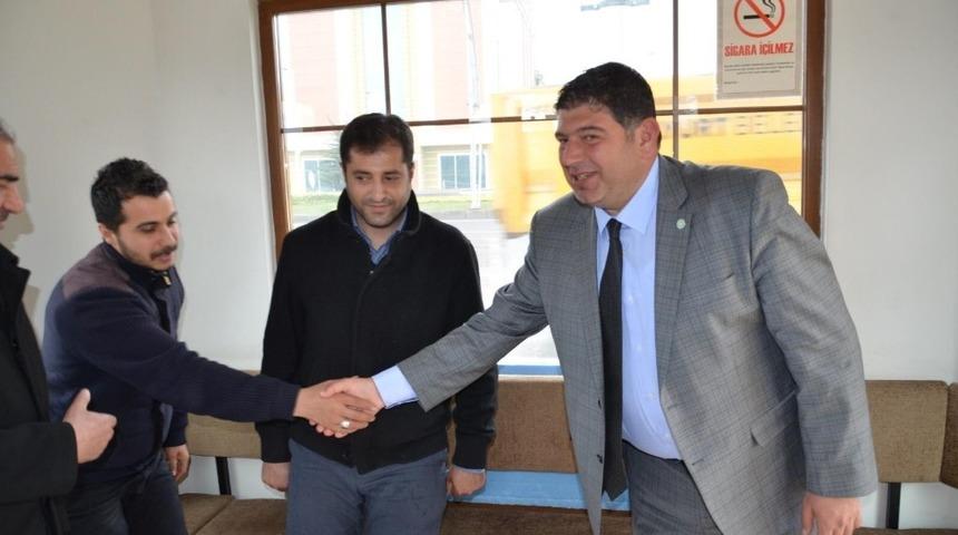 Başkan adayı Cem Parlak, taksici esnaflarıyla buluştu