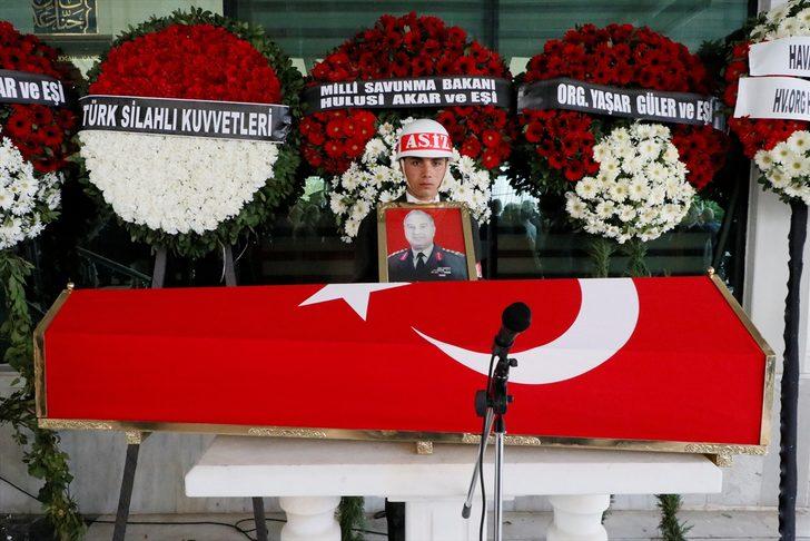 Emekli Orgeneral Küpeli son yolculuğuna uğurlandı G1