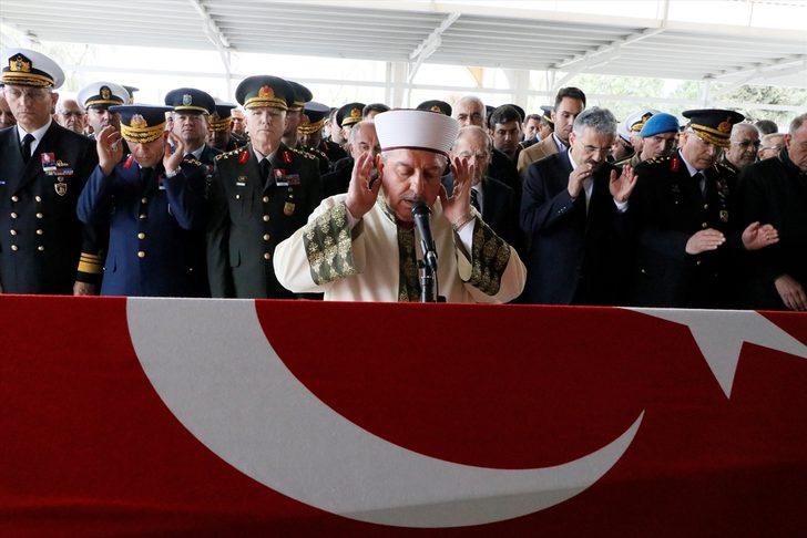 Emekli Orgeneral Küpeli son yolculuğuna uğurlandı G3