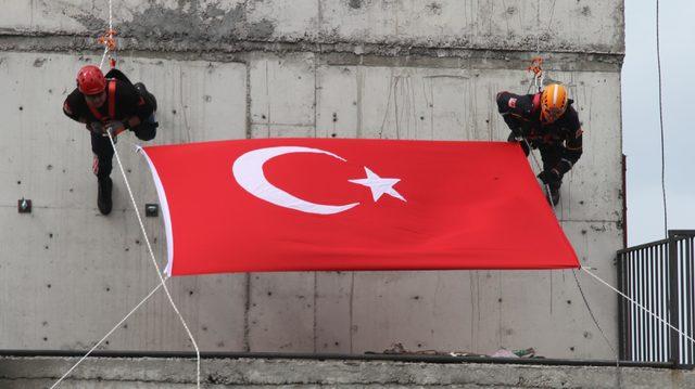 Kayseri'de deprem, yangın ve kurtarma tatbikatı