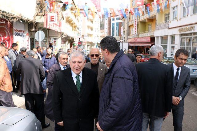 Eski vekil Akdoğan’dan Cumhur ittifakı adayı Arıkan’a destek