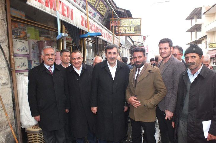 AK Parti’li Yılmaz Malazgirt’te G3