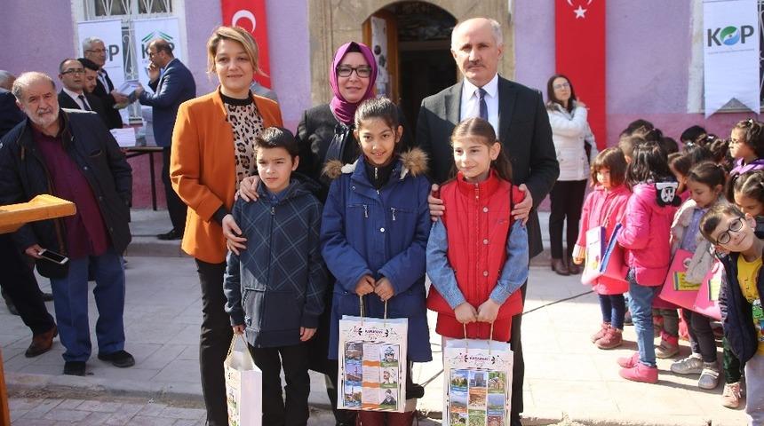 Karaman&rsquo;da en &ccedil;ok kitap okuyan &ccedil;ocuklar &ouml;d&uuml;llendirildi