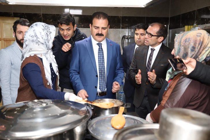 Vali Akbıyık Çukurca’da G2